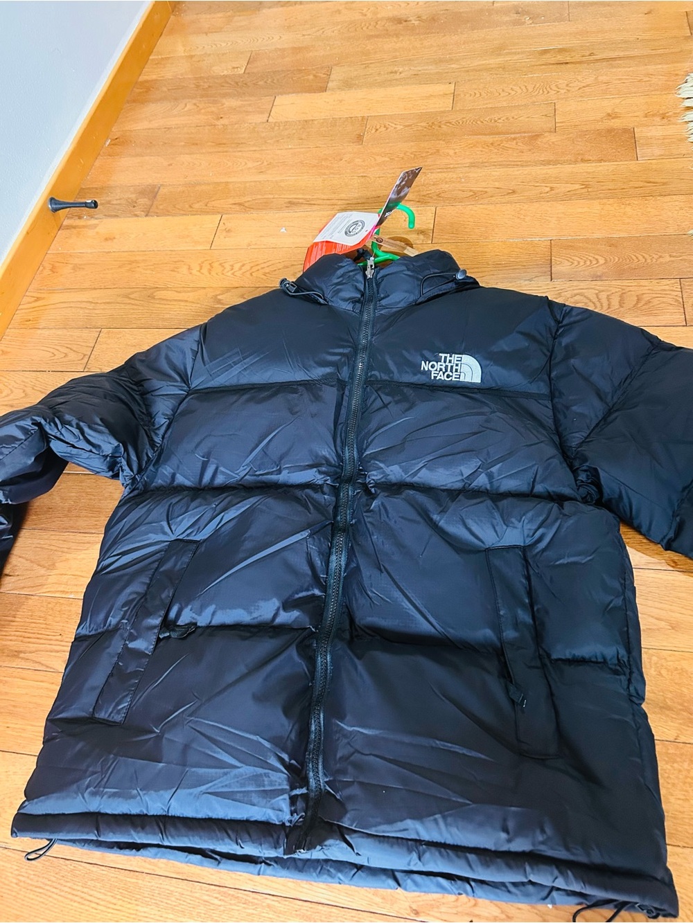 The North Face 700 Men’s Black Hooded Puffer